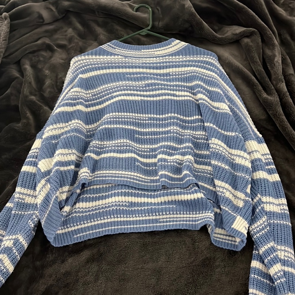 long sleeved sweater